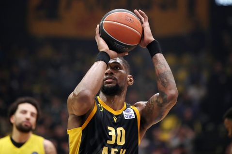 Το μήνυμα των φίλων της ΑΕΚ στον Κρις Σίλβα: «Μείνε μαζί μας» (pic)