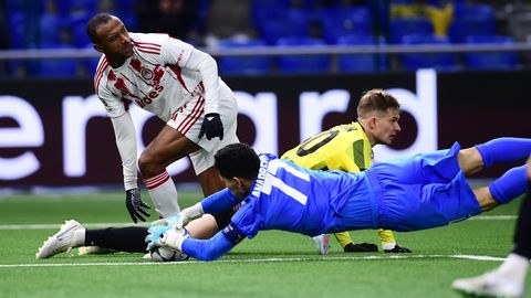 Ζέλσον και Μπιανκόν αποθέωσαν τον τερματοφύλακα της Καϊράτ (vids)