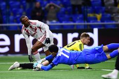 Ζέλσον και Μπιανκόν αποθέωσαν τον τερματοφύλακα της Καϊράτ (vids)