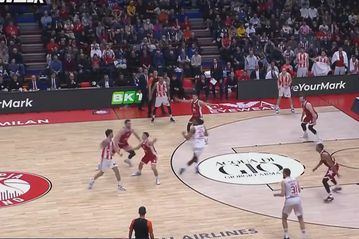 Μαγεία του Τεόντοσιτς με πάσα που «διέλυσε» την άμυνα της Αρμάνι (vid)