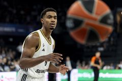 Ο Τόνι Πάρκερ αποκάλυψε την μεταγραφή του Μαλεντόν - Σε ποια ομάδα «έκλεισε»