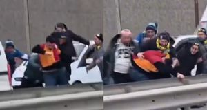 Σοκαριστικές εικόνες βίας στην Τουρκία: Οπαδοί της Φενέρμπαχτσε ξυλοκόπησαν φίλαθλο της Γαλατασαράι (vids)