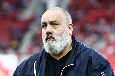 Ο Καραπαπάς απάντησε στον Δέδε (pic)