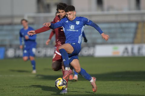 «Βράζει» ο ΠΑΣ Γιάννινα με τη διαιτησία: «Χειρουργική αλλοίωση μπροστά στα μάτια όλων!»