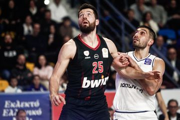 Ο Πίτερς πήρε το «όπλο» του - Σαρωτικό δεύτερο ημίχρονο από τον Ολυμπιακό