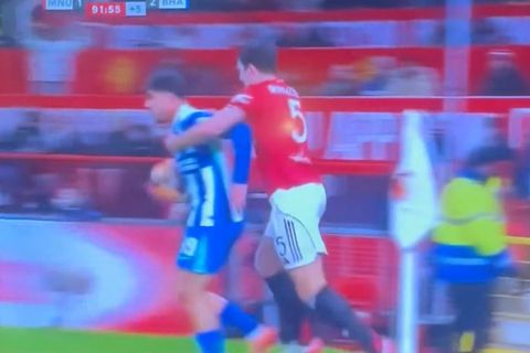 Το ξέσπασμα του Μαγκουάιρ πάνω στον Κωστούλα (vid)