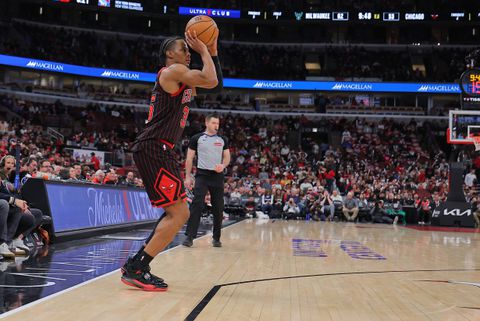 Επιστροφή στις νίκες για τους Μπουλς, συνέτριψαν τους Μάβερικς