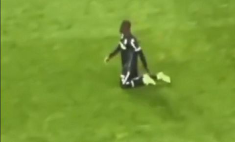 Απίστευτος πανηγυρισμός: Παίκτης της Γκιμαράες διέσχισε γονατιστός όλο το γήπεδο! (vid)