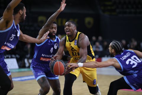 Άνετη νίκη για την ΑΕΚ επί της Μυκόνου με ξέσπασμα στο δεύτερο ημίχρονο