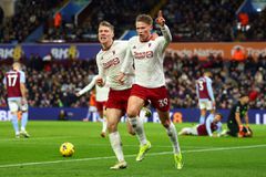 Χόιλουντ και ΜακΤόμινεϊ έδωσαν τη νίκη στη Μάντσεστερ Γιουνάιτεντ - «Χαμογελά» η Τότεναμ με αυτό το αποτέλεσμα