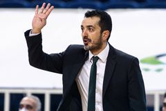 Στην πόρτα της εξόδου από τη Νεπτούνας ο Βόβορας