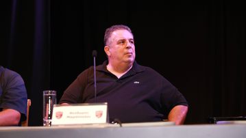 Μικρόπουλος: «Θα ήθελα να παραμείνουμε στο EuroCup - Αποδείχθηκε λάθος η επιλογή Παβίτσεβτς»