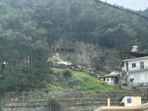 Οπαδοί του ΟΦΗ πάνω στο βουνό έξω από το γήπεδο του Λεβαδειακού (gallery & vid)