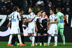 Ένταση ανάμεσα σε Μπακασέτα και Γιακουμάκη στην Τούμπα (pics)