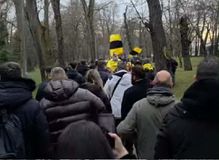 Οι φίλαθλοι του Άρη Betsson στο δρόμο για το γήπεδο της Κλουζ