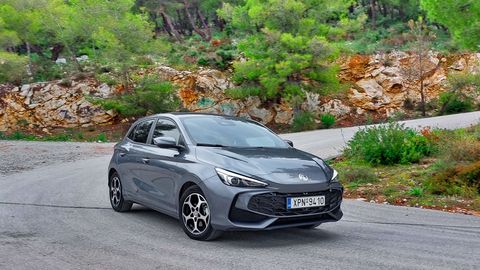 Δοκιμάζουμε το MG3 Hybrid+: Το υβριδικό σουπερμίνι με τους 195 ίππους και τη δελεαστική τιμή
