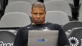 Ο Μάικ Μπατίστ στο προπονητικό επιτελείο της Team World