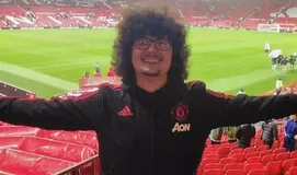 Οπαδός της Μάντσεστερ Γιουνάιτεντ έγινε viral: Το VAR του στέρησε το... ξύρισμα! (vid)