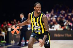 Το χρονικό της μεγάλης ανατροπής του Παναθηναϊκού με Χέιζ-Ντέιβις