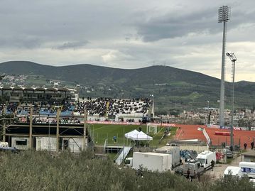 Από αυτό το σημείο βλέπουν οι φίλοι του ΟΦΗ τη ρεβάνς με τον Λεβαδειακό (pics)