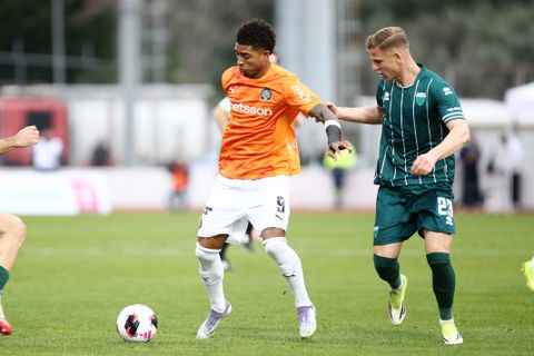 Τελικά δεν τη γλίτωσε ο ΟΦΗ: Είδε κόκκινη κάρτα ο Σαλσέδο, με δέκα παίκτες οι Κρητικοί (vid)