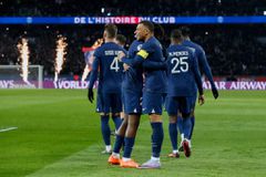 «Πεντάστερη» Παρί απέναντι στην Αζαξιό - Ανάσα για το Στρασβούργο