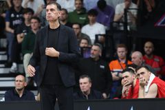 Τι είπε ο Μπαρτζώκας για το επεισόδιο με Φουρνιέ και η εξήγηση για το ξέσπασμά τους