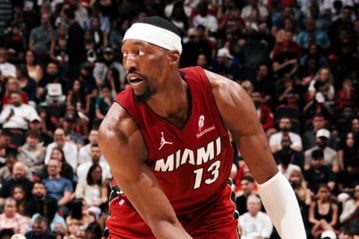 «Διαστημικός» Αντεμπάγιο με 83 πόντους «κατάπιε» τους Ουίζαρντς και έσπασε το ρεκόρ του Κόμπι Μπράιντ