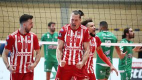 Μπρέικ μισός τίτλος του Ολυμπιακού στην έδρα του Παναθηναϊκού