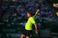 Εκτός top-10 ξανά ο Τσιτσιπάς μετά τον αποκλεισμό στο Μόντε Κάρλο