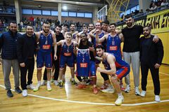 Ανδρέας Νησιώτης στο Sportal: «Η Δόξα Λευκάδας θα παίξει στην Stoiximan GBL – Το γήπεδο θα μεγαλώσει και θα γίνει πιο όμορφο»