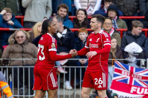 Επιτέλους νίκη για τη Λίβερπουλ που «καθάρισε» τη Φούλαμ σε τέσσερα λεπτά