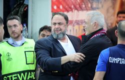 «Τρέλα» Μαρινάκη για την κούπα - Χρυσό πριμ σε όλους για να τη φέρουν στον Πειραιά