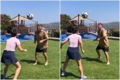 Ο Τερίμ έπαιξε κεφαλιές με την κόρη του, Μερβέτ μπροστά την πισίνα (vid)