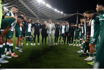 Ο Βιτόρια μίλησε για την παραμονή του στον Παναθηναϊκό και κοιτάει μόνο την κορυφή