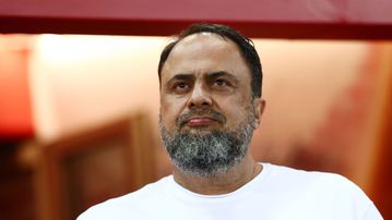 Η εξήγηση του Μαρινάκη για τον έντονο διάλογο με τον Νούνο Εσπίριτο: «Ένδειξη του πάθους»