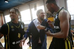 Ο πρόεδρος του Αμαρουσίου έδωσε πριμ 30.000 ευρώ στους παίκτες για την παραμονή τους στην κατηγορία