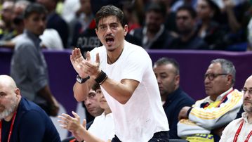 Γιαννακόπουλος: «Αυτή τη φορά δεν θα φύγω από το ΣΕΦ, θα περιμένω να δω αν θα διακοπεί το ματς»