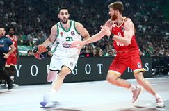 Παπαπέτρου: «Ένιωσα αδικημένος, η μητέρα μου με έπαιρνε τηλέφωνο κλαίγοντας»! (vid)