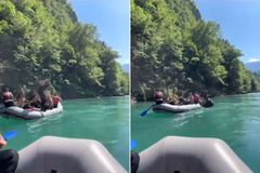 «Οι Περιπέτειες του Joker»: Ο Νίκολα Γιόκιτς κάνει βουτιές και κωλοτούμπες στα δροσερά νερά του ποταμιού (vid)