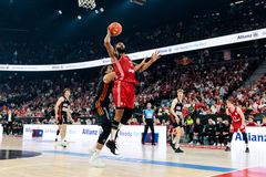 «Συμφωνία του Μπούκερ με την Αρμάνι»