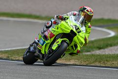 Ο Ντι Τζιαναντόνιο εξέπληξε τα αδέρφια Μάρκεθ σπάζοντας το ρεκόρ πίστας στο Σάχσενρινγκ