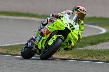 Ο Ντι Τζιαναντόνιο εξέπληξε τα αδέρφια Μάρκεθ σπάζοντας το ρεκόρ πίστας στο Σάχσενρινγκ