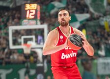 Πρόεδρος της Παρτίζαν: «Μιλήσαμε με τον Μιλουτίνοφ αλλά...»