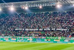 Πανό αποκύρηξης των Κροατών χούλιγκαν απ΄ τους οπαδούς της Ραπίντ Βιέννης