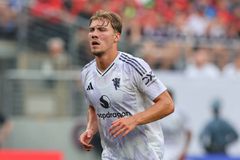 Ο Χόιλουντ απέρριψε τη Μίλαν, αλλά έχει μια εβδομάδα να αλλάξει γνώμη