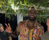 Στην Ελλάδα ο Λεμπρόν Tζέιμς - Το νησί που επέλεξε για τις διακοπές του (pics)