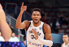 Θα προκριθεί ή όχι η Ελλάδα στον τελικό του EuroBasket 2025; (poll)