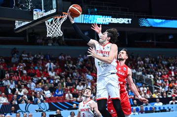 Ερωτηματικό στην Τουρκία με Όσμαν - Δεν προπονήθηκε μία μέρα πριν το ματς με την Ελλάδα (vid)