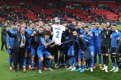 Συγκίνησε ο πιλότος της πτήσης της Εθνικής: «Σας αξίζουν συγχαρητήρια και όχι μόνο για τη νίκη»